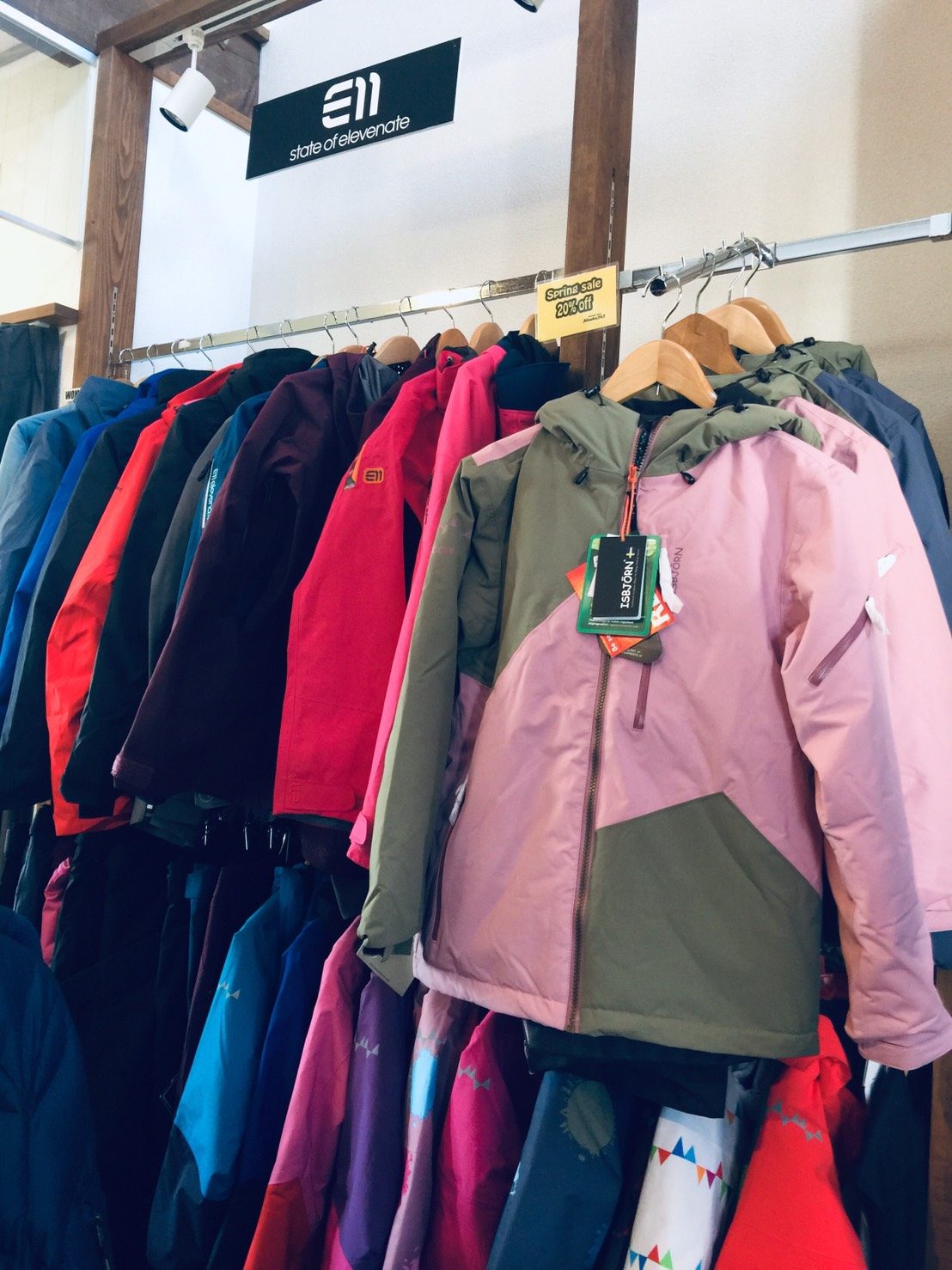 雪浪推介:Niseko 343|Niseko343是從26年前即在比羅夫(Hirafu)營業,從師傅到店員每一位日本人大部份都是年年回來店裡服務,它們很少季節性員工,就算是
