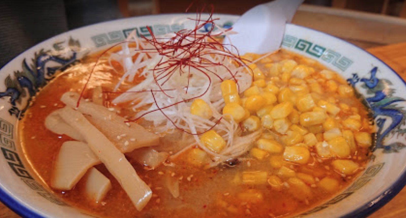 雪場中餐吃什麼？｜登山軒營業時間較長，粉雪太好滑超過中午用餐時段也有營業