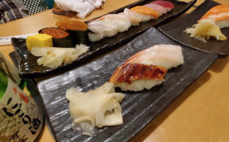 雪場中餐吃什麼？｜『物美價廉的雪場第一排新鮮海產，一下課就立刻在餐桌前坐定』