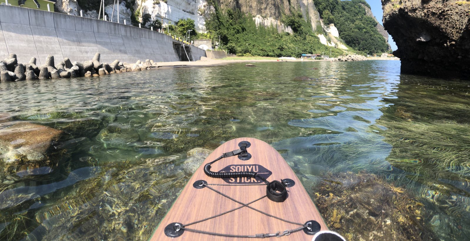 雪浪夏天推介:SUP立槳衝浪|SUP源自夏威夷,他的全名叫做:Stand Up Paddle Boarding,主要是靠核心來控制身體的平衡划槳前進,有點像是結合了衝浪與