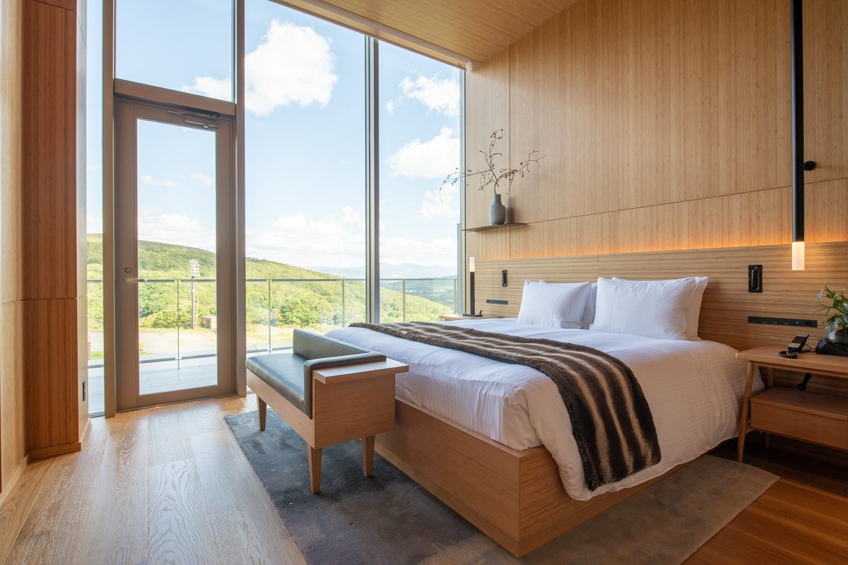 雪浪推介:Skye Niseko|房间有从两位开始的经典房(Hotel Room)、公寓式的一房到三房(1 Bedroom, 2 Bedrooms, 3 Bedroom, 4