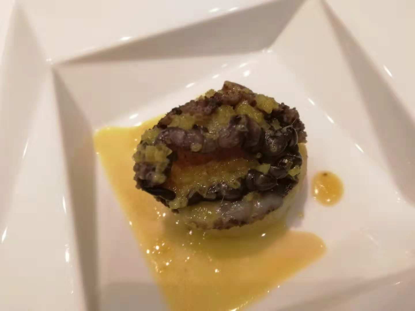 洞爷湖令人再三回味的法式料理|使用当地食材、摆设精美的沙拉
